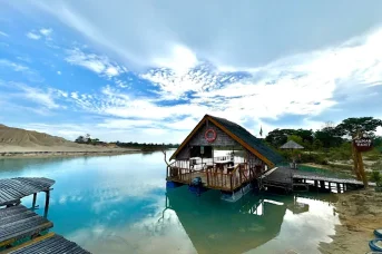 blue lake kijang